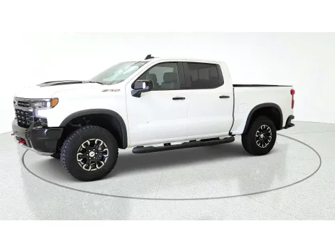 More photos of 2025 Chevrolet Silverado 1500 ZR2 at Tom Gill Chevrolet, KY
