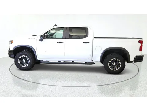 More photos of 2025 Chevrolet Silverado 1500 ZR2 at Tom Gill Chevrolet, KY