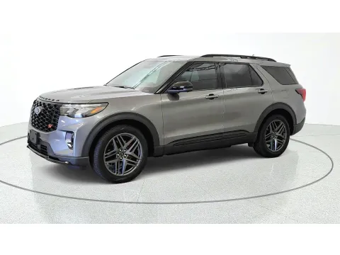 More photos of 2025 Ford Explorer ST at Tom Gill Chevrolet, KY