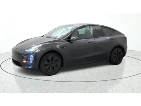 More photos of 2024 Tesla Model Y Long Range at Tom Gill Chevrolet, KY