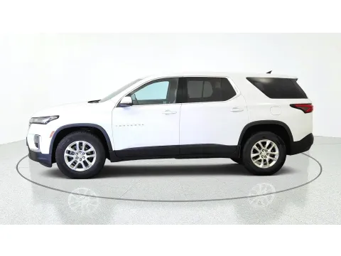 More photos of 2022 Chevrolet Traverse LS at Tom Gill Chevrolet, KY