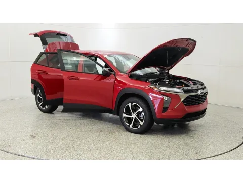 More photos of 2026 Chevrolet Trax 1RS at Tom Gill Chevrolet, KY