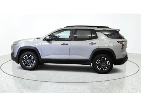 More photos of 2027 Chevrolet Equinox FWD ACTIV at Tom Gill Chevrolet, KY