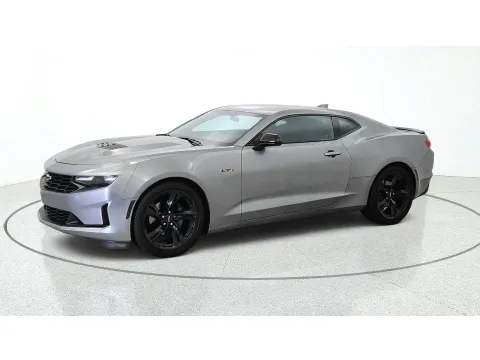 More photos of 2020 Chevrolet Camaro LT1 at Tom Gill Chevrolet, KY