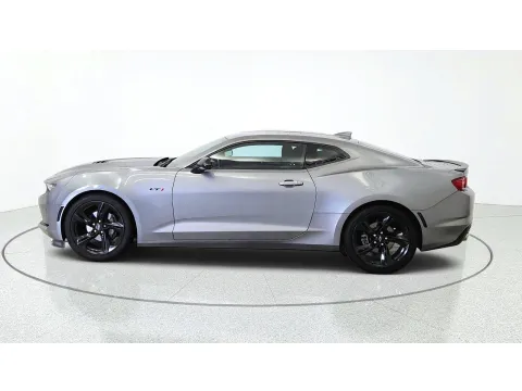 More photos of 2020 Chevrolet Camaro LT1 at Tom Gill Chevrolet, KY