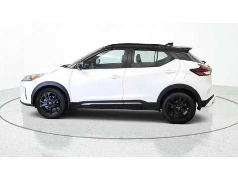 More photos of 2024 Nissan Kicks SR at Tom Gill Chevrolet, KY