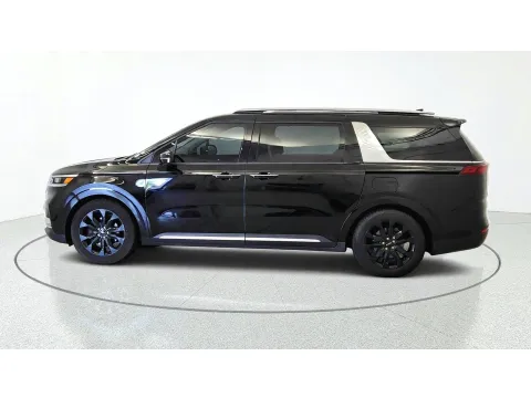 More photos of 2022 Kia Carnival SX Prestige at Tom Gill Chevrolet, KY