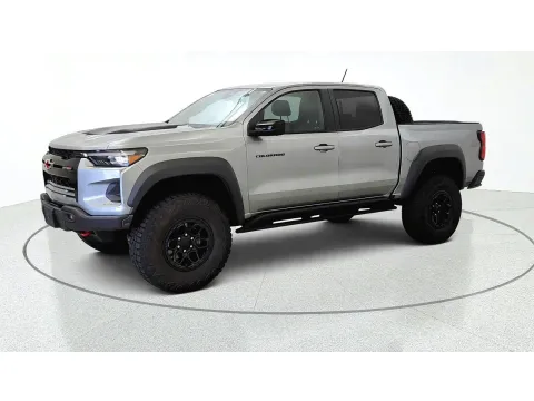 More photos of 2024 Chevrolet Colorado 4WD ZR2 at Tom Gill Chevrolet, KY