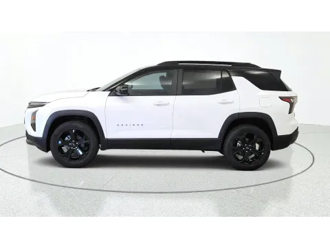 More photos of 2027 Chevrolet Equinox FWD LT at Tom Gill Chevrolet, KY