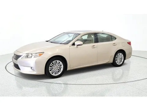 More photos of 2014 Lexus ES 350 4dr Sdn at Tom Gill Chevrolet, KY