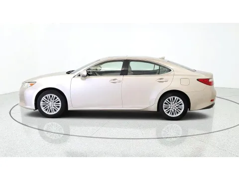 More photos of 2014 Lexus ES 350 4dr Sdn at Tom Gill Chevrolet, KY