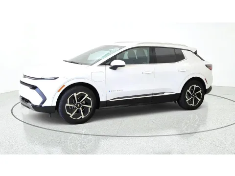More photos of 2024 Chevrolet Equinox EV LT at Tom Gill Chevrolet, KY