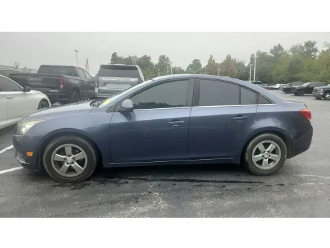 More photos of 2014 Chevrolet Cruze 1LT at Tom Gill Chevrolet, KY