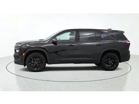 More photos of 2024 Chevrolet Traverse FWD LS at Tom Gill Chevrolet, KY