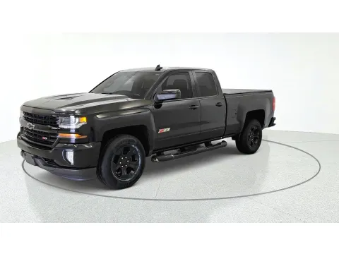More photos of 2017 Chevrolet Silverado 1500 LT at Tom Gill Chevrolet, KY