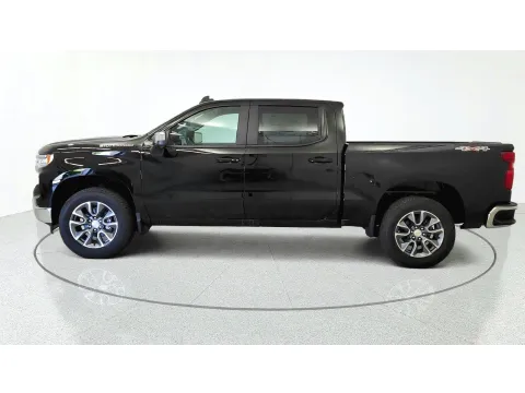 More photos of 2026 Chevrolet Silverado 1500 LT at Tom Gill Chevrolet, KY