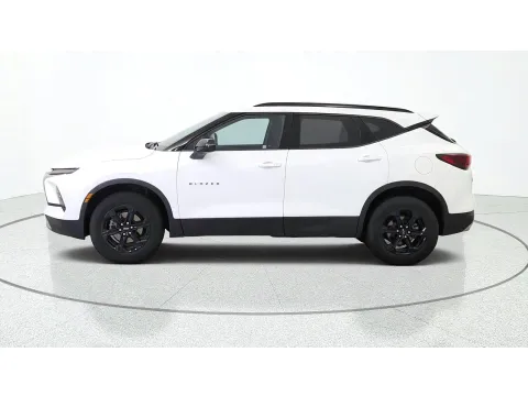 More photos of 2023 Chevrolet Blazer LT at Tom Gill Chevrolet, KY