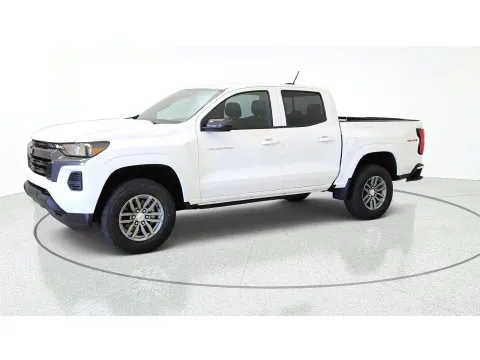 More photos of 2026 Chevrolet Colorado 4WD LT at Tom Gill Chevrolet, KY