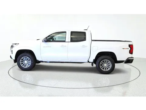 More photos of 2026 Chevrolet Colorado 4WD LT at Tom Gill Chevrolet, KY
