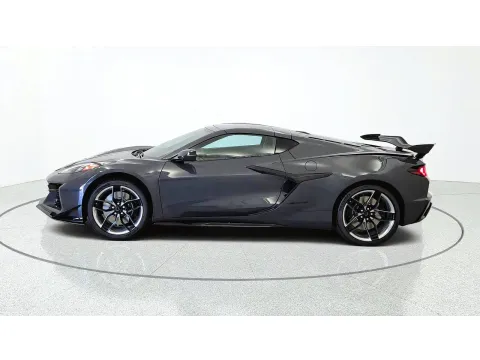 More photos of 2027 Chevrolet Corvette 2LZ at Tom Gill Chevrolet, KY