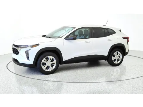 More photos of 2026 Chevrolet Trax LS at Tom Gill Chevrolet, KY
