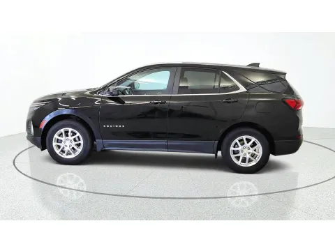 More photos of 2022 Chevrolet Equinox LT at Tom Gill Chevrolet, KY