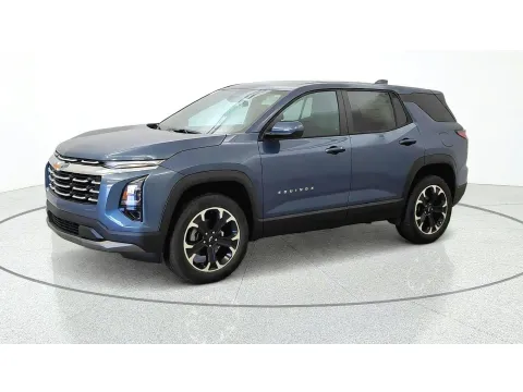 More photos of 2027 Chevrolet Equinox FWD LT at Tom Gill Chevrolet, KY