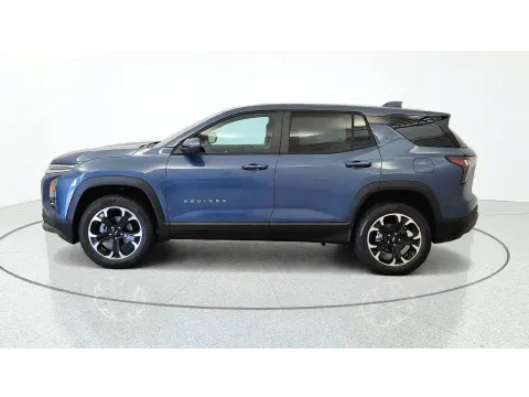 More photos of 2027 Chevrolet Equinox FWD LT at Tom Gill Chevrolet, KY