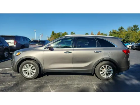 More photos of 2016 Kia Sorento LX at Tom Gill Chevrolet, KY