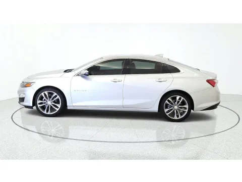 More photos of 2022 Chevrolet Malibu LT at Tom Gill Chevrolet, KY