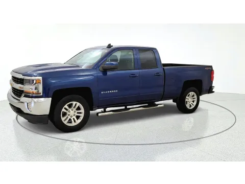More photos of 2017 Chevrolet Silverado 1500 LT at Tom Gill Chevrolet, KY