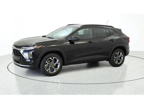 More photos of 2026 Chevrolet Trax LT at Tom Gill Chevrolet, KY