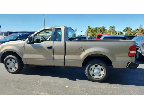 More photos of 2005 Ford F-150 XL at Tom Gill Chevrolet, KY