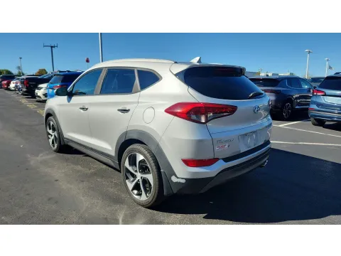 More photos of 2016 Hyundai Tucson Limited at Tom Gill Chevrolet, KY