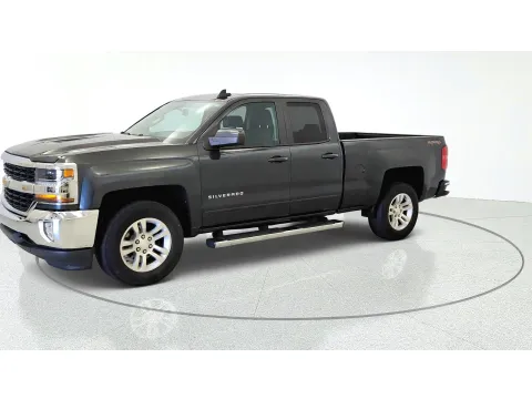 More photos of 2017 Chevrolet Silverado 1500 LT at Tom Gill Chevrolet, KY