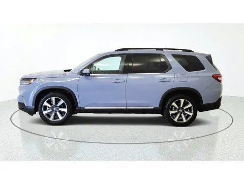 More photos of 2023 Honda Pilot Elite at Tom Gill Chevrolet, KY