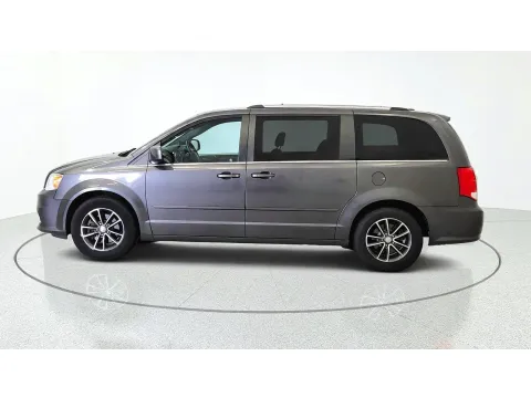 More photos of 2017 Dodge Grand Caravan SXT at Tom Gill Chevrolet, KY
