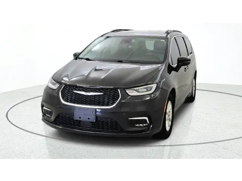 Another view of 2022 Chrysler Pacifica Touring L for sale in Florence, KY at Tom Gill Chevrolet