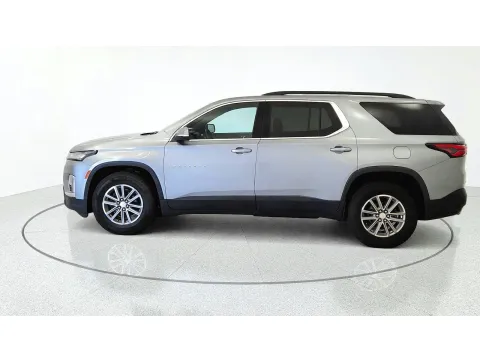 More photos of 2023 Chevrolet Traverse LT Cloth at Tom Gill Chevrolet, KY