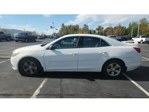 More photos of 2016 Chevrolet Malibu Limited LS at Tom Gill Chevrolet, KY