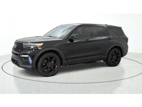 More photos of 2022 Ford Explorer ST at Tom Gill Chevrolet, KY