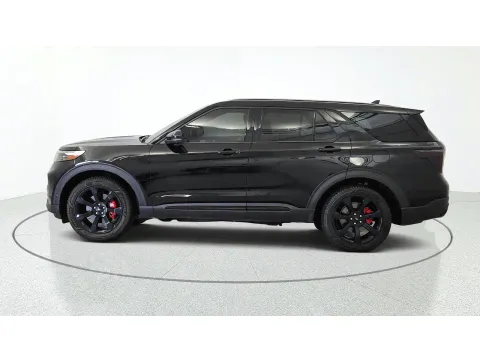 More photos of 2022 Ford Explorer ST at Tom Gill Chevrolet, KY