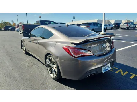 More photos of 2013 Hyundai Genesis Coupe 3.8 Track at Tom Gill Chevrolet, KY