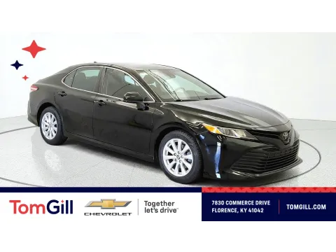 Black 2019 Toyota Camry LE for sale in Florence, KY