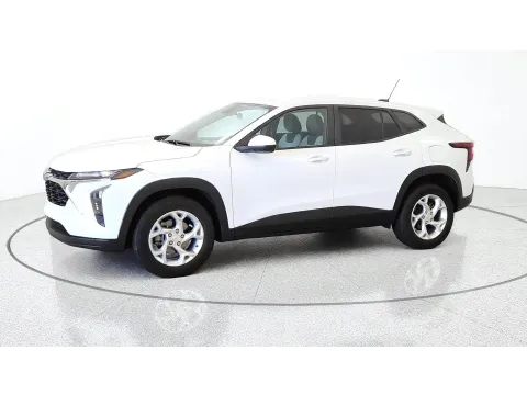More photos of 2024 Chevrolet Trax LS at Tom Gill Chevrolet, KY