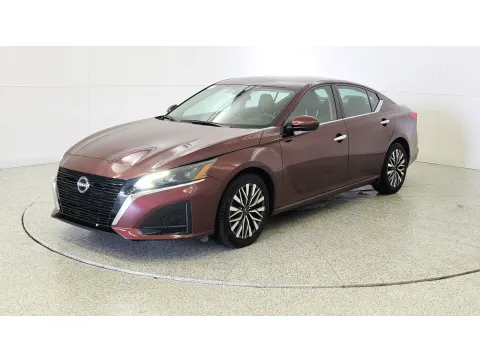 Another view of 2023 Nissan Altima 2.5 SV for sale in Florence, KY at Tom Gill Chevrolet