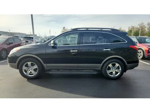 More photos of 2011 Hyundai Veracruz Limited at Tom Gill Chevrolet, KY