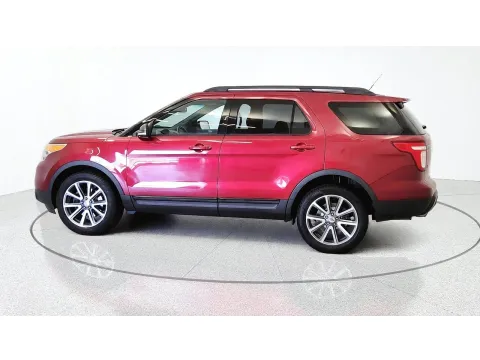 More photos of 2015 Ford Explorer XLT at Tom Gill Chevrolet, KY