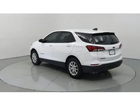 More photos of 2022 Chevrolet Equinox LS at Tom Gill Chevrolet, KY