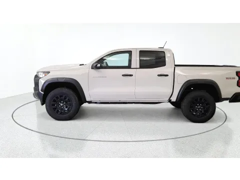 More photos of 2026 Chevrolet Colorado 4WD Trail Boss at Tom Gill Chevrolet, KY